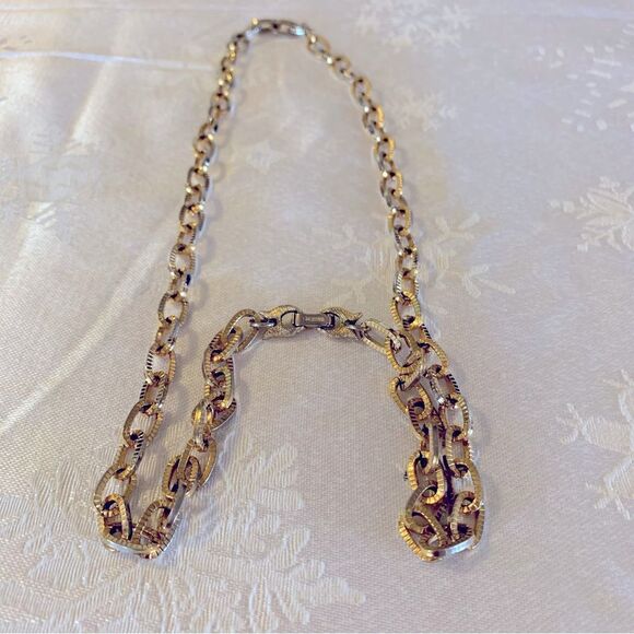 Kramer Link Chain Necklace Gold Tone 24” Gorgeous - Picture 1 of 5
